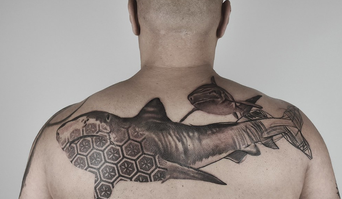 Tattoo ở lưng mang ý nghĩa bảo vệ, che chở
