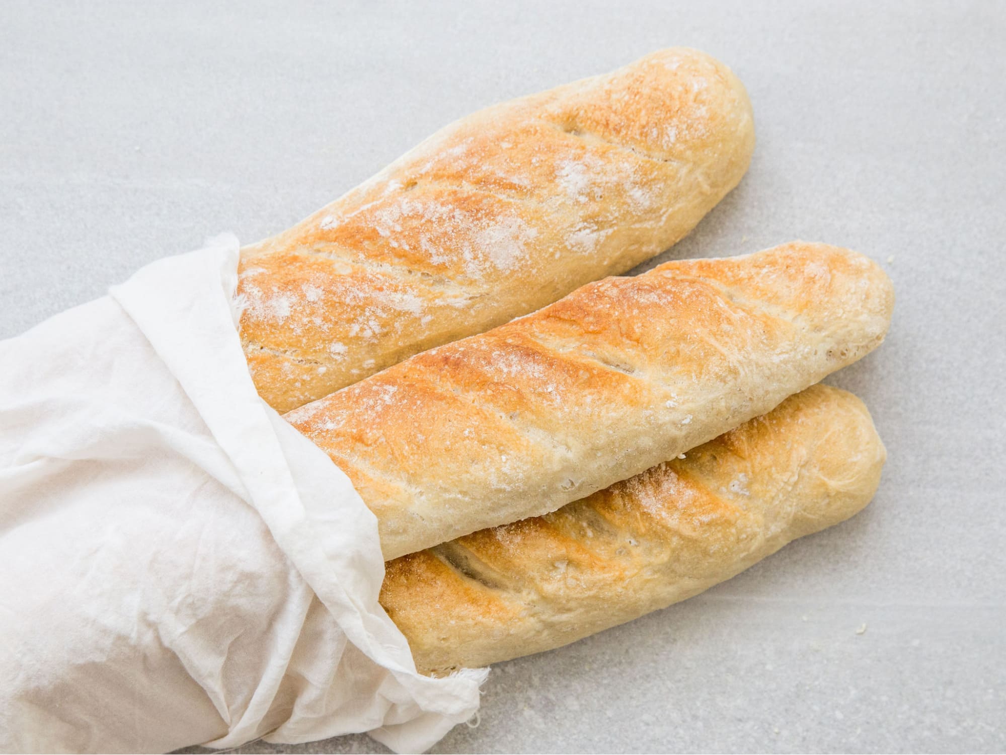 Bánh mì chứa hàm lượng dinh dưỡng cao và giàu năng lượng
