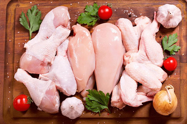 Thịt gà cung cấp nhiều vitamin và khoáng chất cho cơ thể